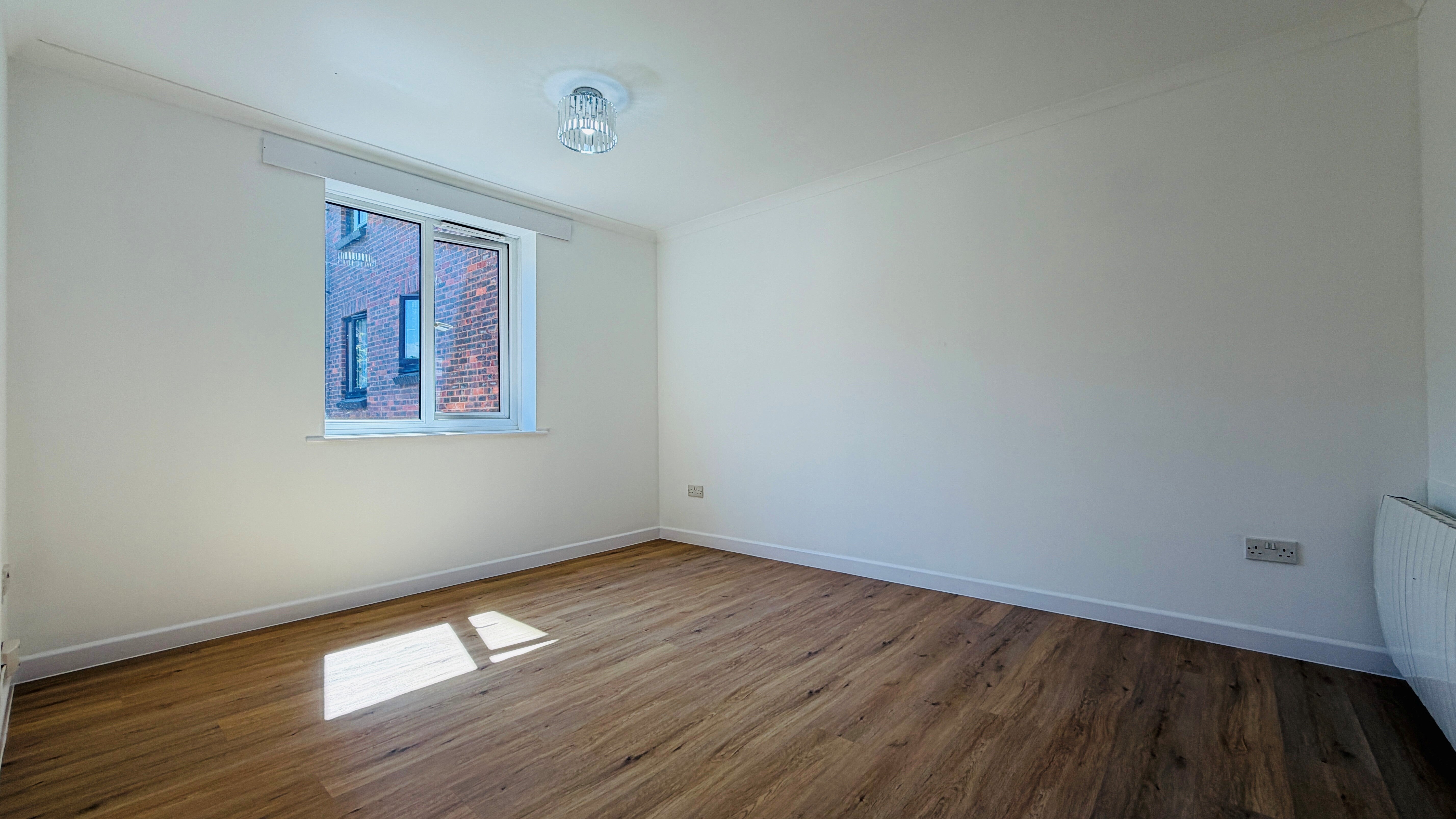 Flat Redcliff Mead Lane in Bristol