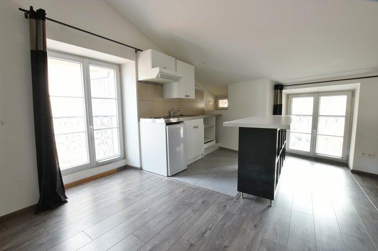 Flat Rue Lavastre in Le Puy-en-Velay