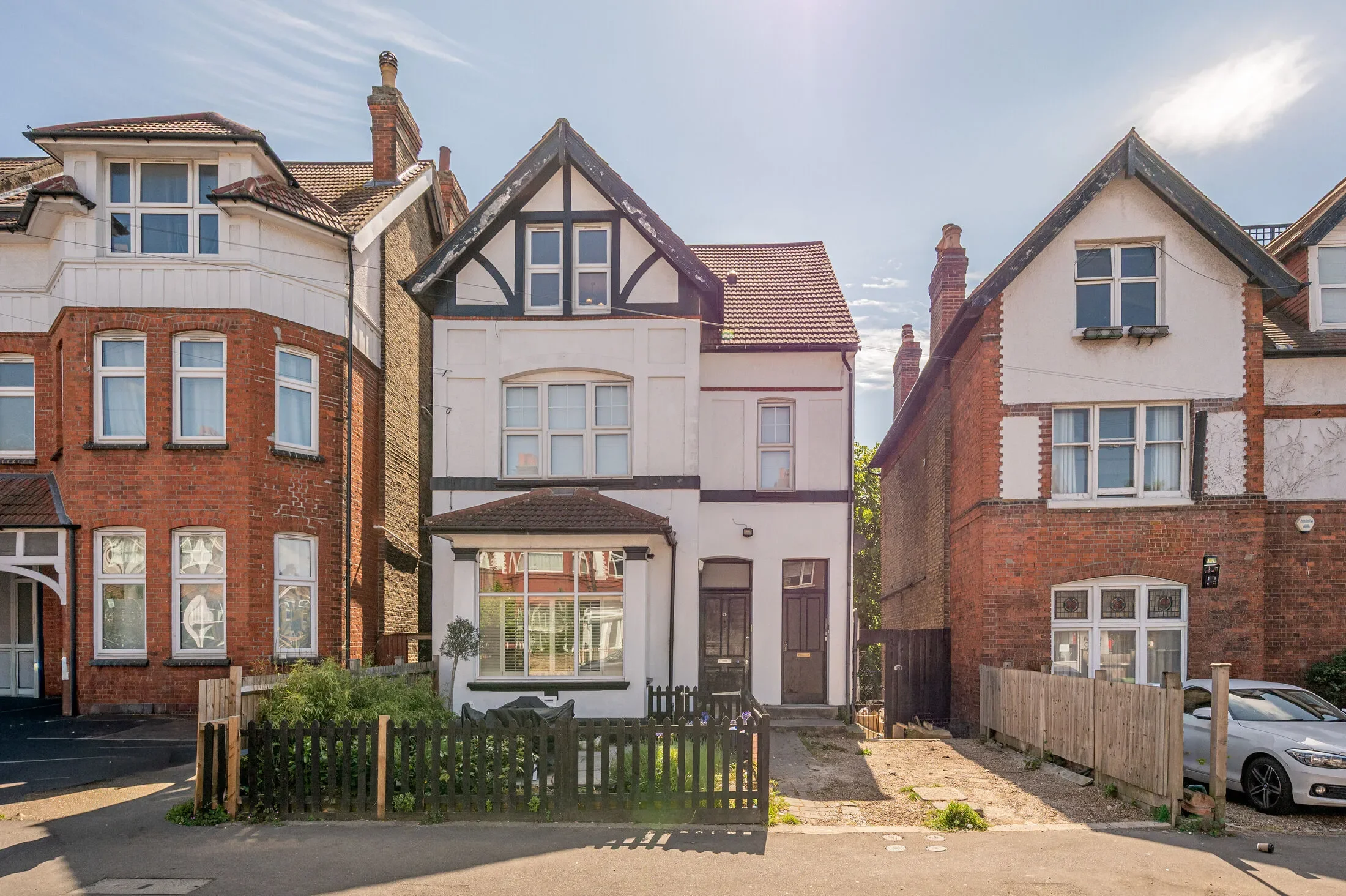 Flat Babington Road in Greater London