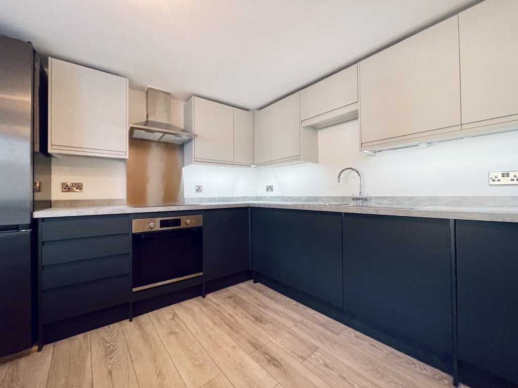 Flat Brighton Road in Worthing