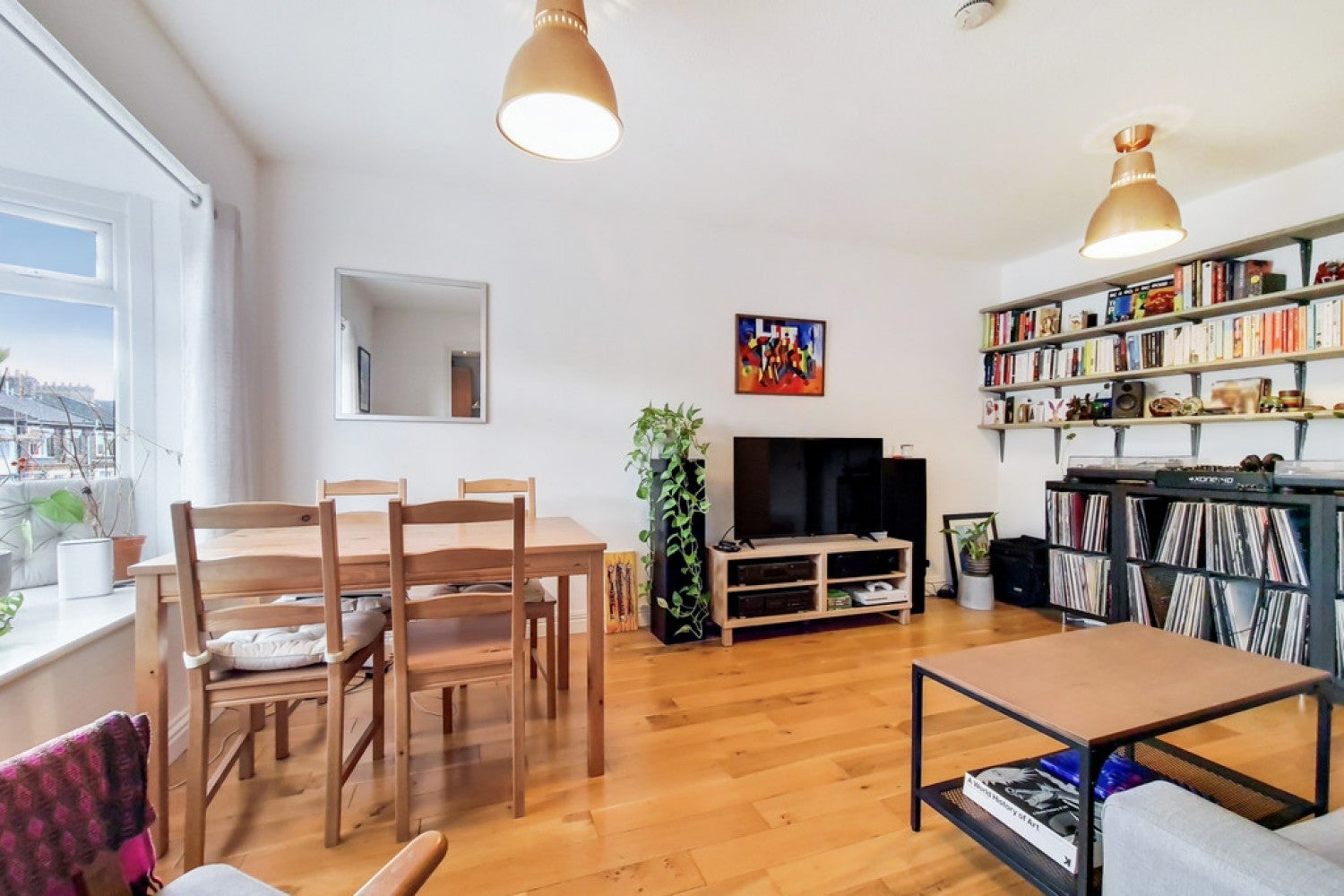 Flat Carberry Road in Greater London