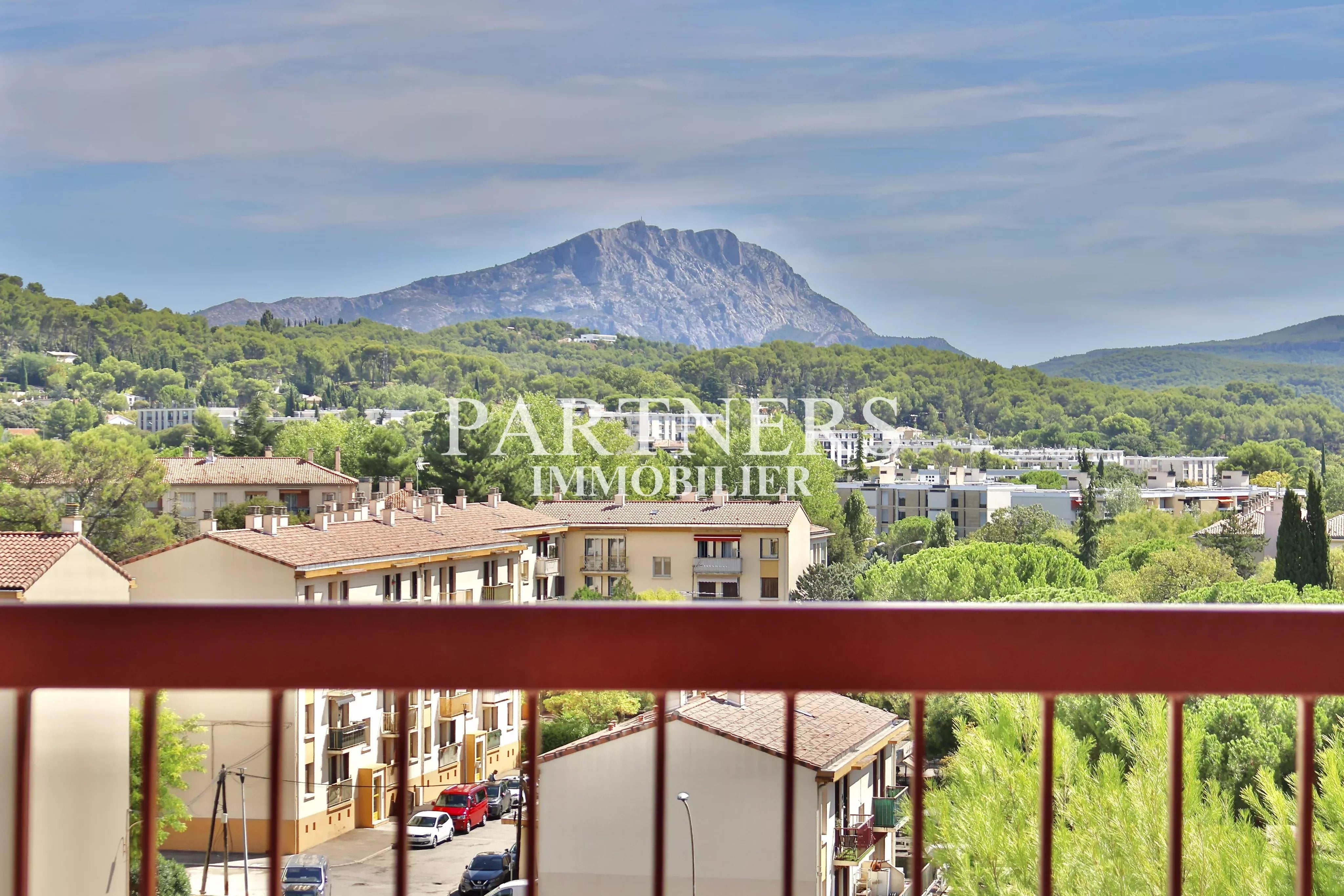 Flat Avenue Jean-Paul Coste in Aix-en-Provence