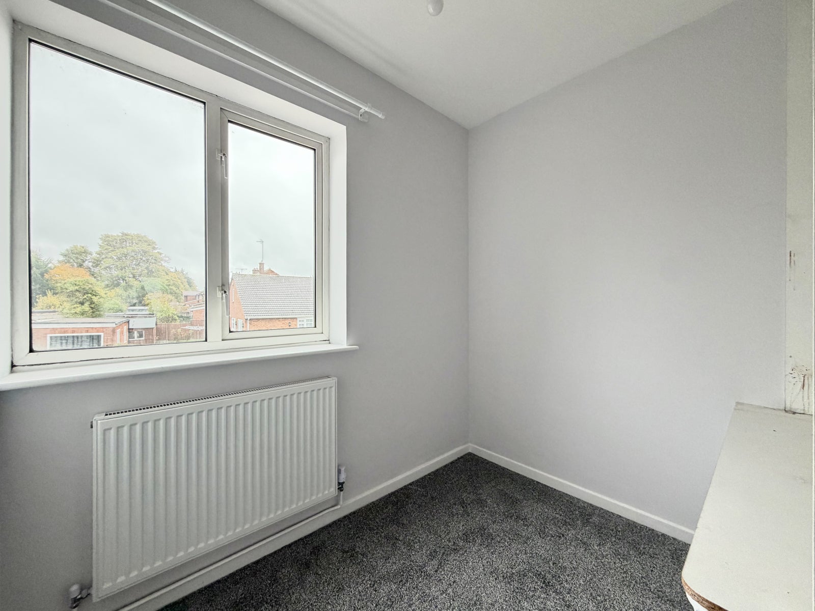 House Stanmore Crescent in Luton