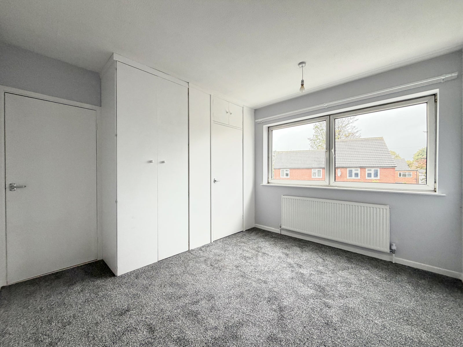House Stanmore Crescent in Luton