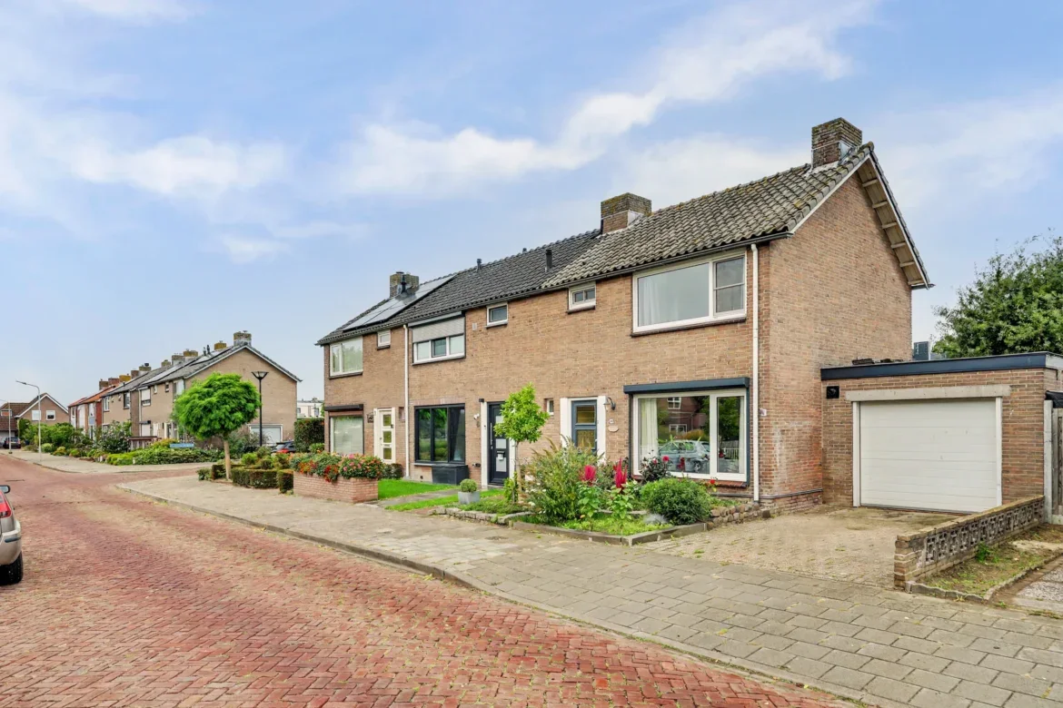 Huis Saaftingestraat 6 in Rilland