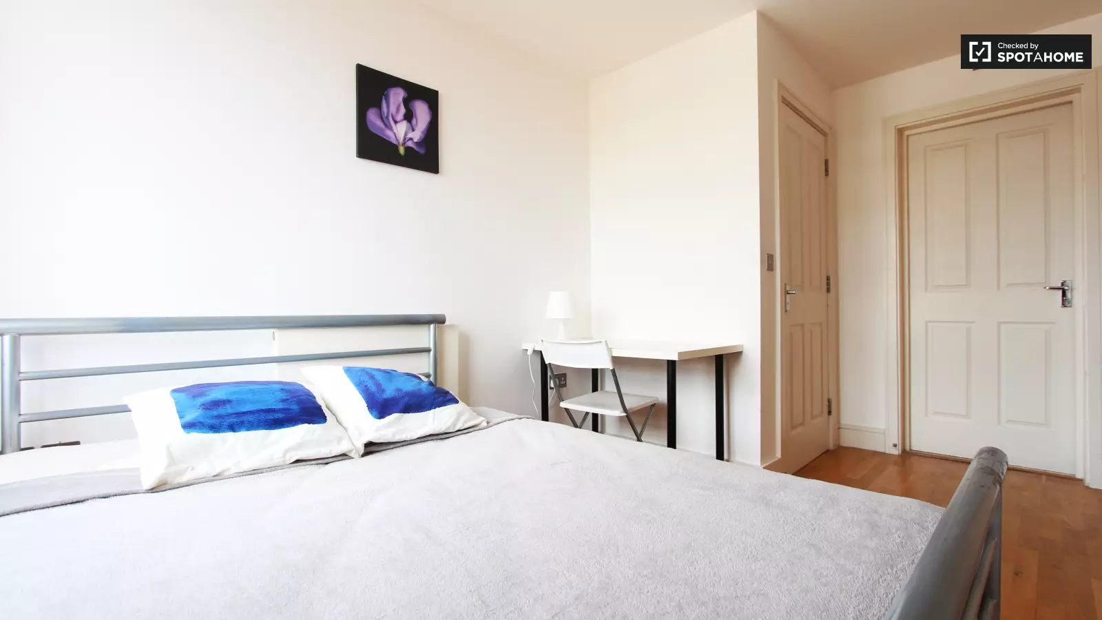 Room Copenhagen Place in Greater London
