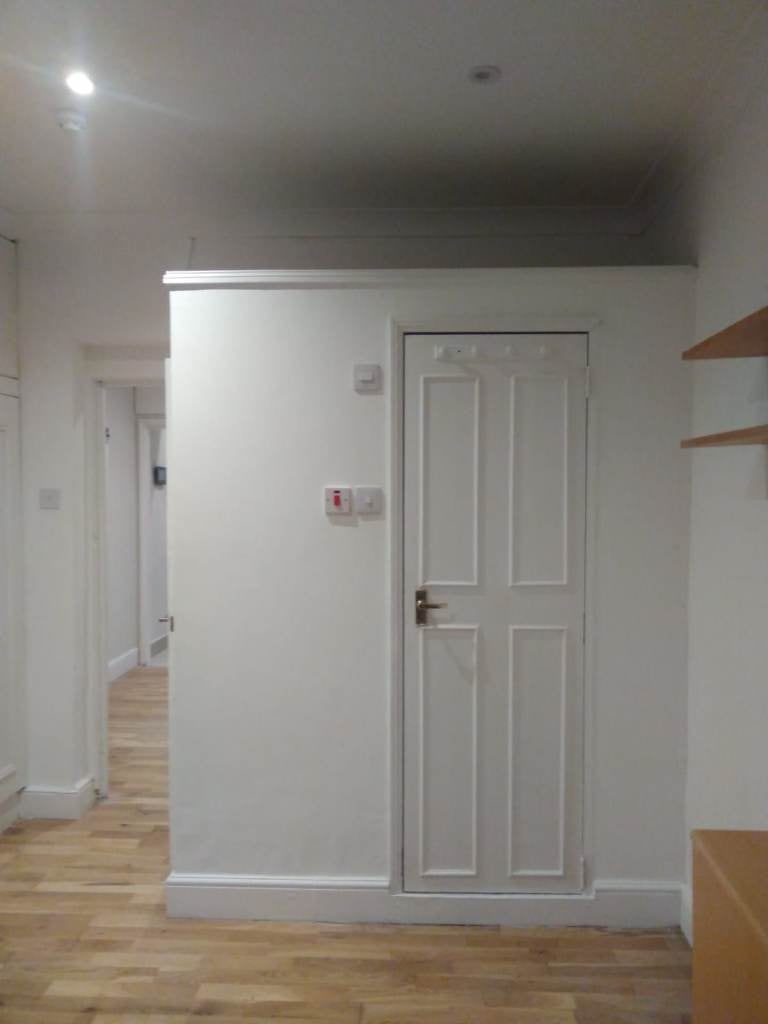 Flat West Barnes Lane in Greater London