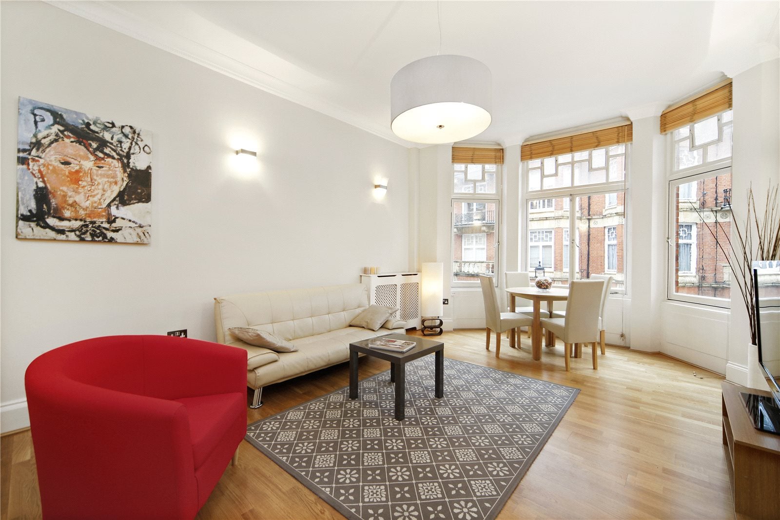 Flat Montagu Mansions in City of Westminster