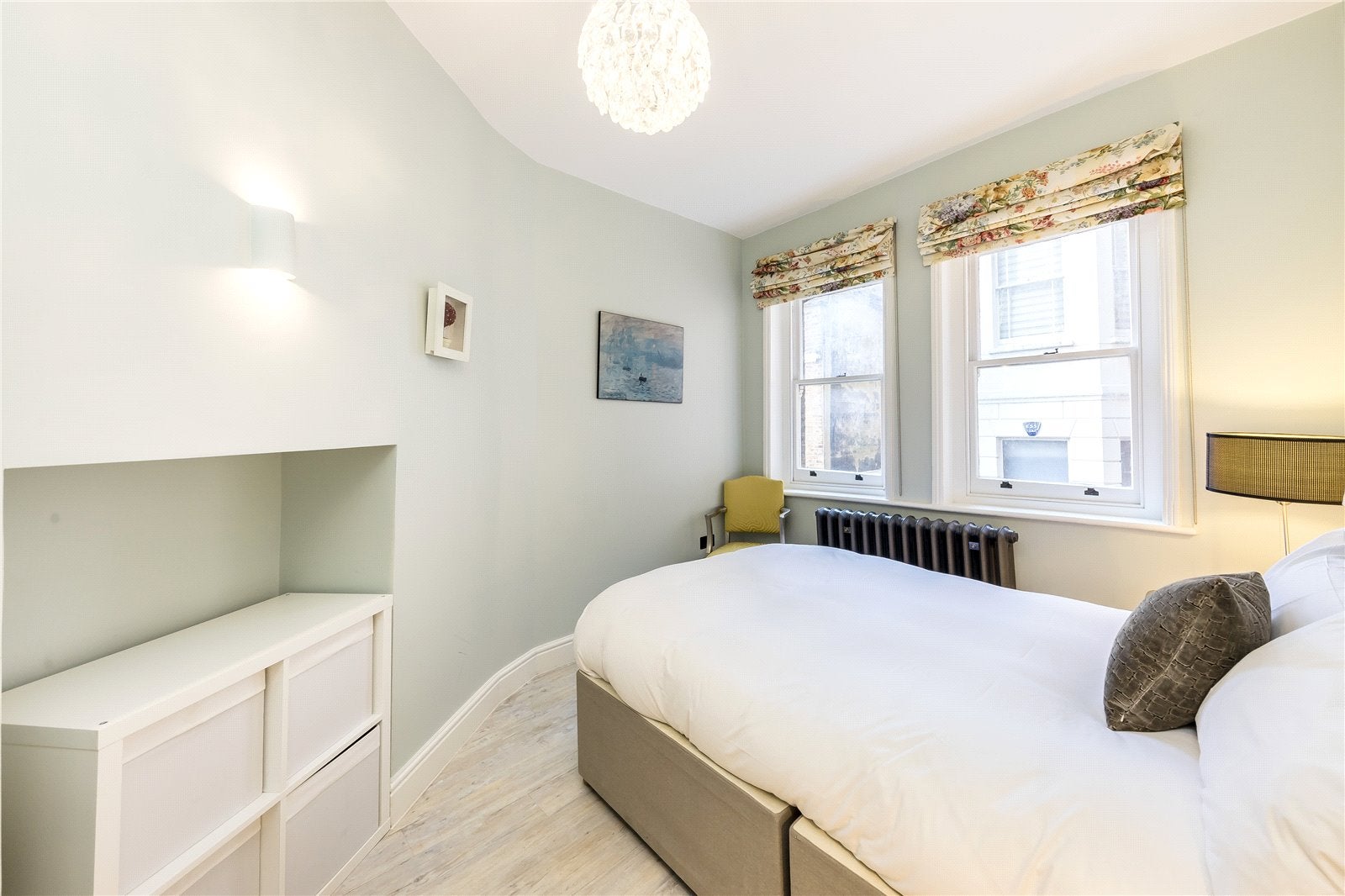 Flat Drayton Gardens in Greater London
