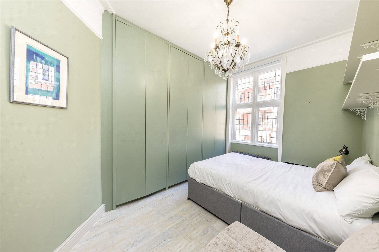 Flat Drayton Gardens in Greater London