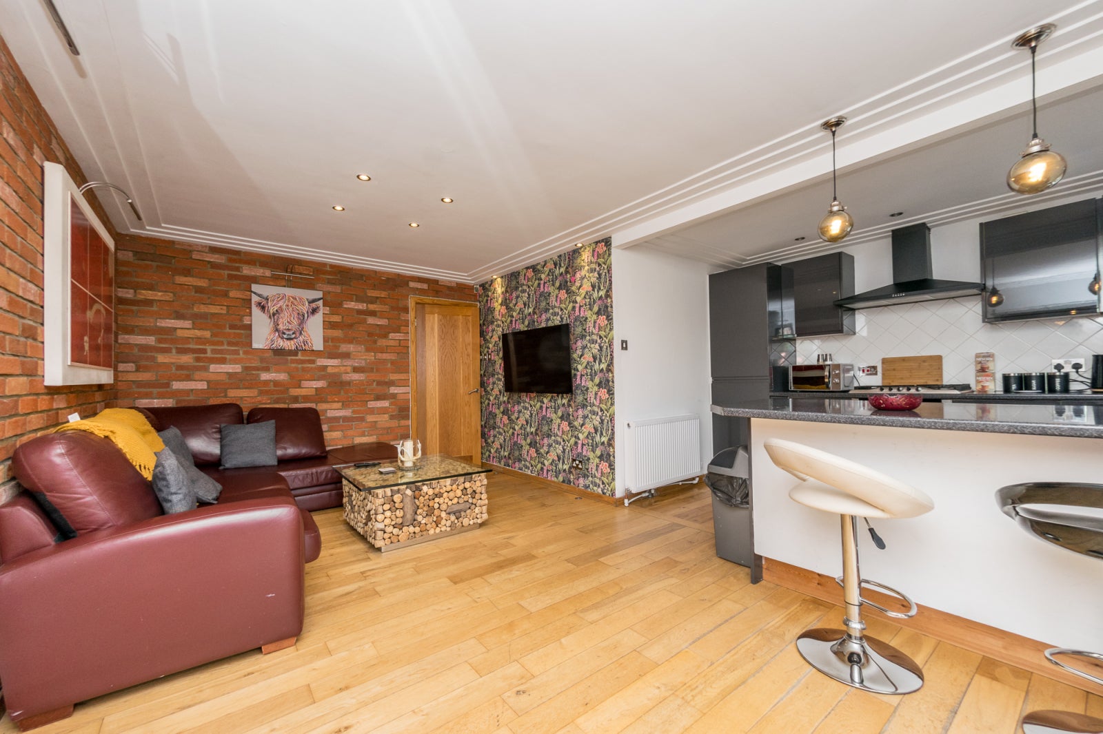 Flat Albert Road in Leeds