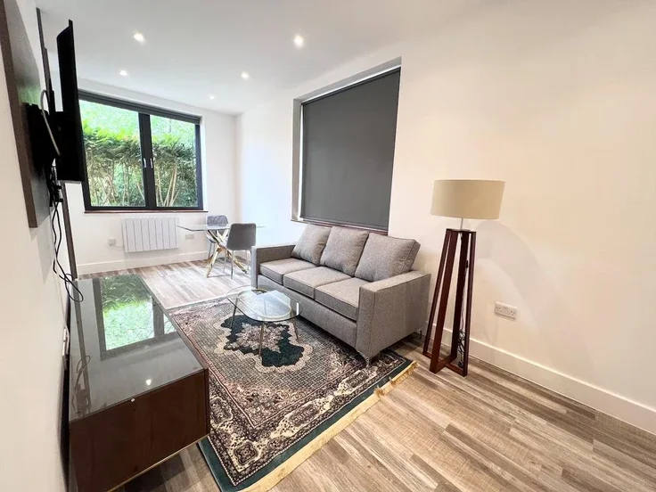 Flat Milburn Avenue in Milton Keynes