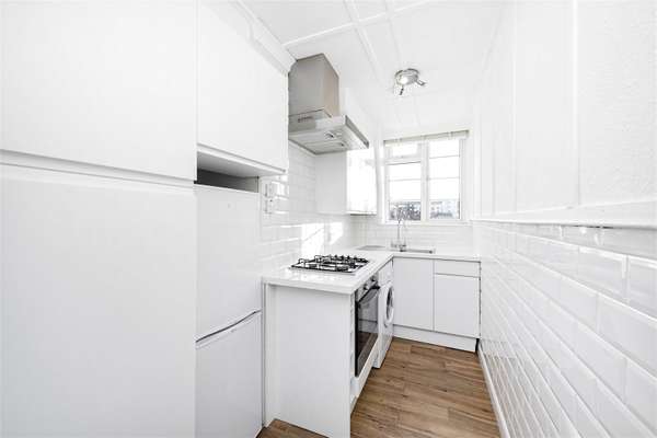 Flat Hastings Road in Greater London