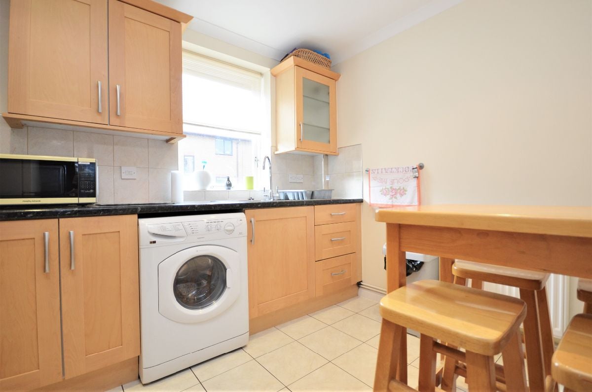 Flat Cambridge Grove in Greater London