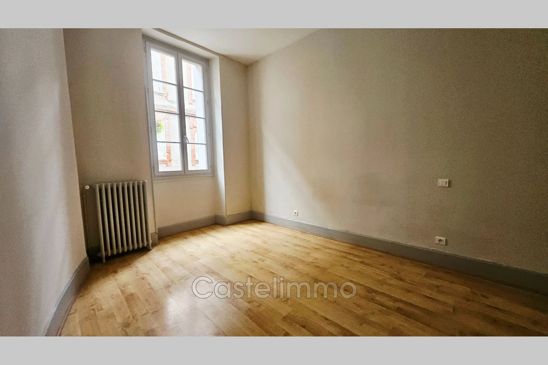Flat Boulevard Louis Sicre in Castelsarrasin