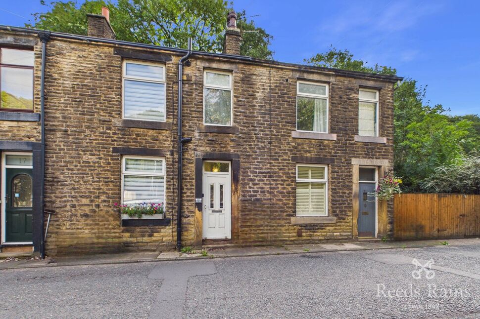 Flat Heptonstall Road in Calderdale