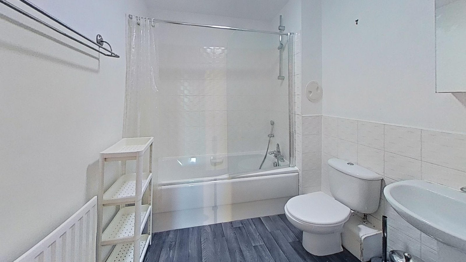 Flat Powderhall Rigg in City of Edinburgh