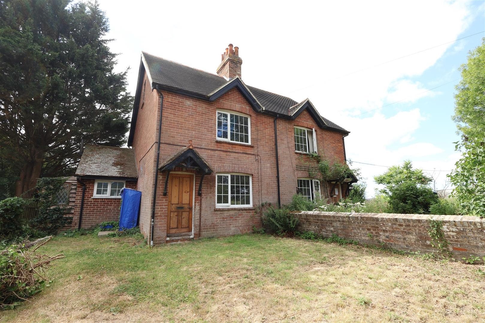House Wick Street in Wealden