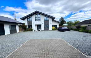 House Gransmore Green in Uttlesford