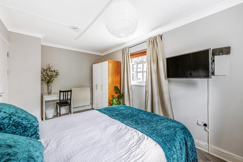 Room Bostonthorpe Road in Greater London