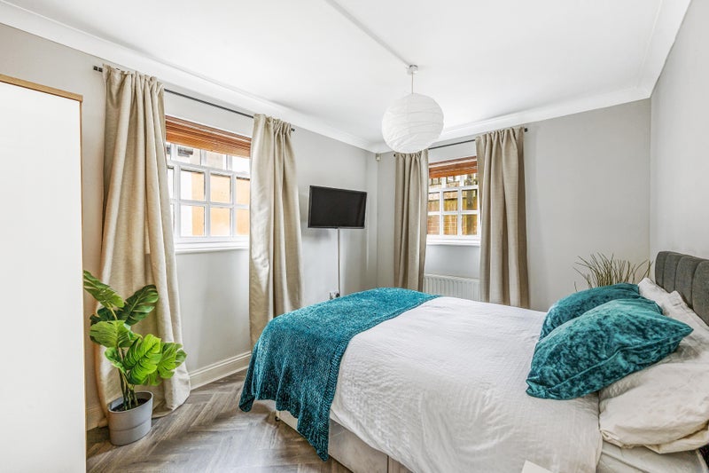 Room Bostonthorpe Road in Greater London