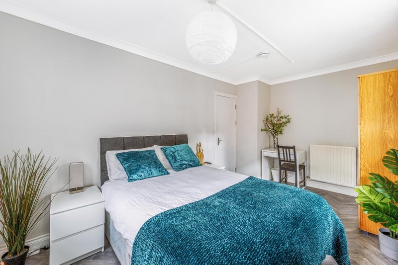 Room Bostonthorpe Road in Greater London