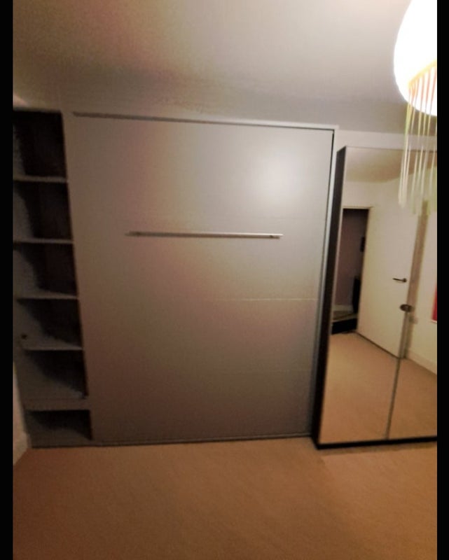 Room Freda Street in Greater London
