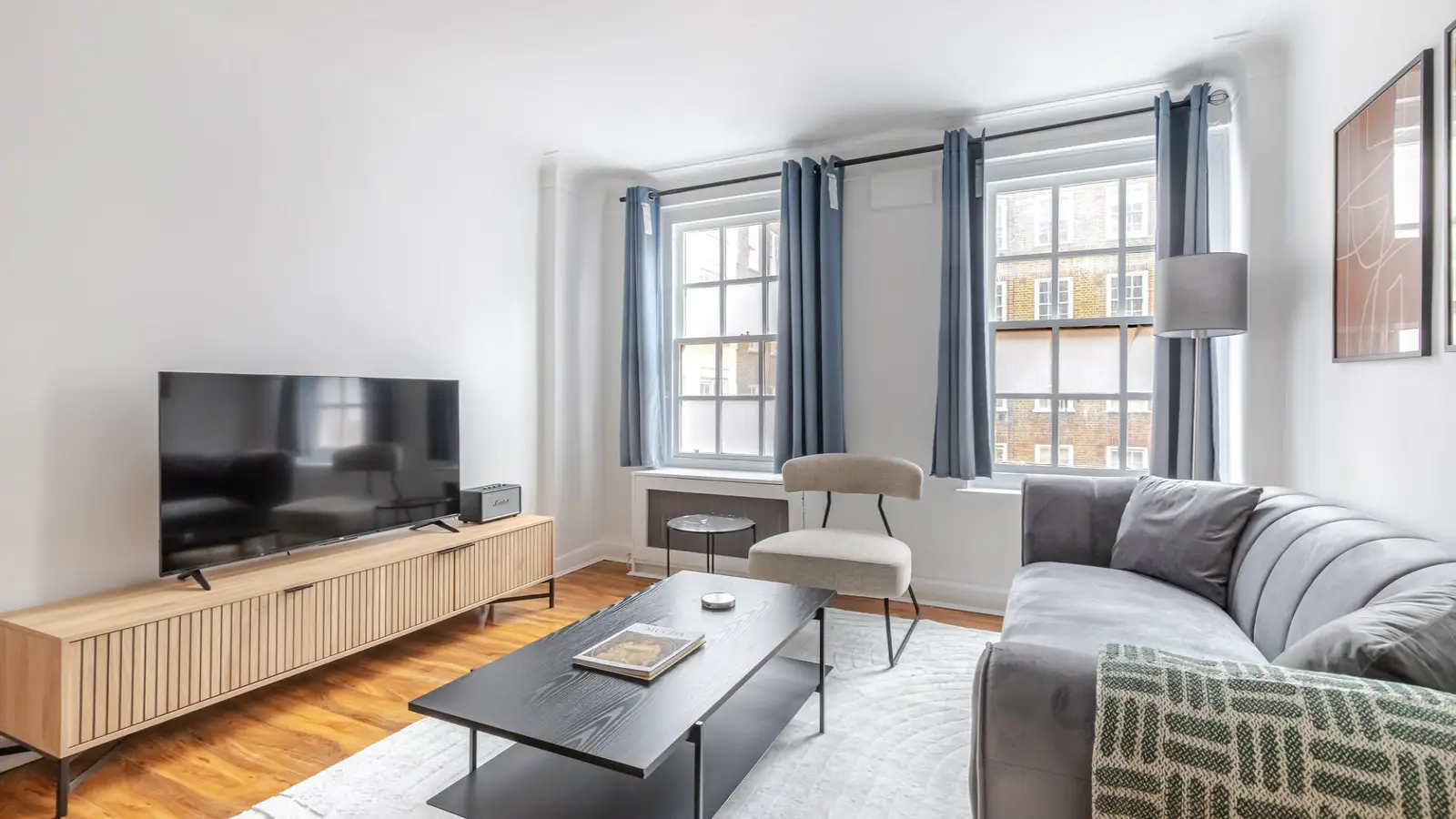 Flat Norfolk Crescent in City of Westminster