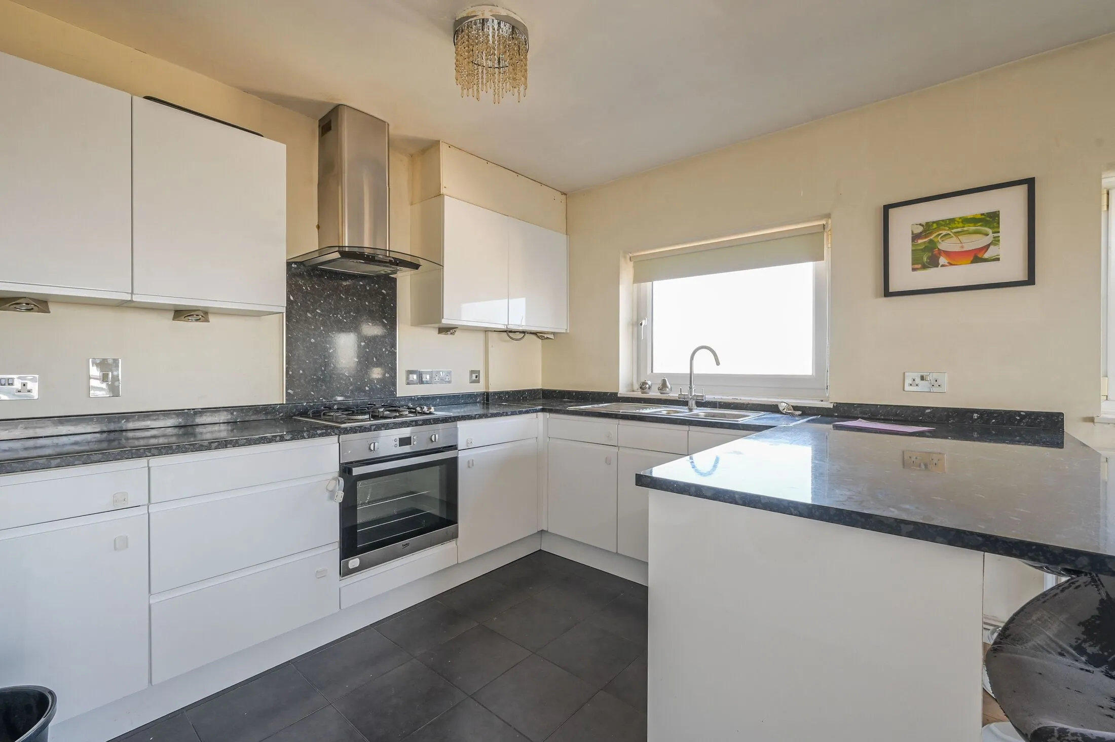Flat Dell Close in London