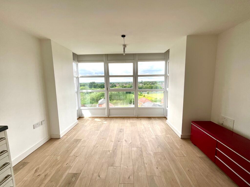 Flat Mossfield Drive in Manchester