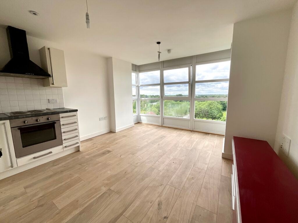 Flat Mossfield Drive in Manchester
