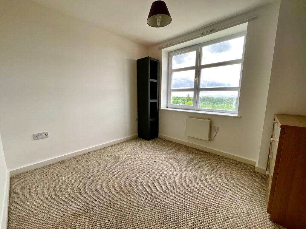 Flat Mossfield Drive in Manchester