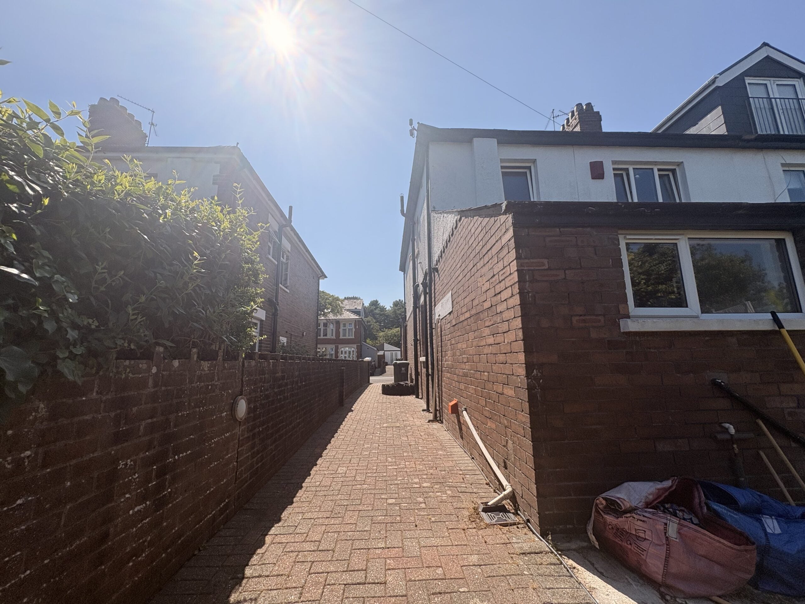 House Leckwith Avenue in Cardiff County