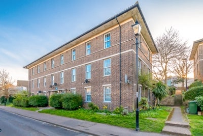 Flat Paragon Place in London