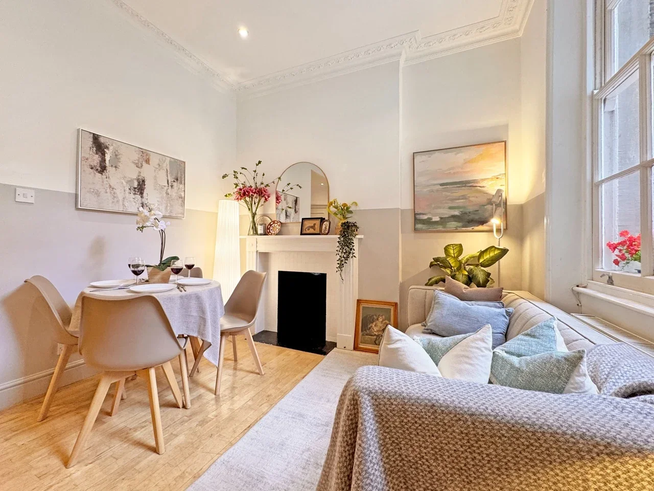Flat Gloucester Street in City of Westminster