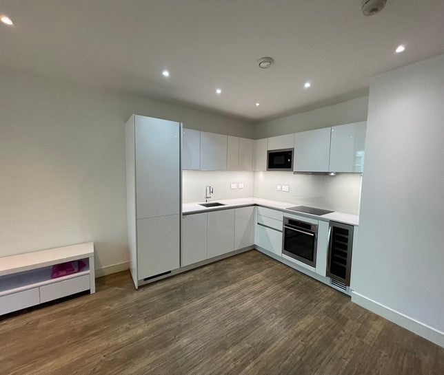 Room Cable Walk in Greater London