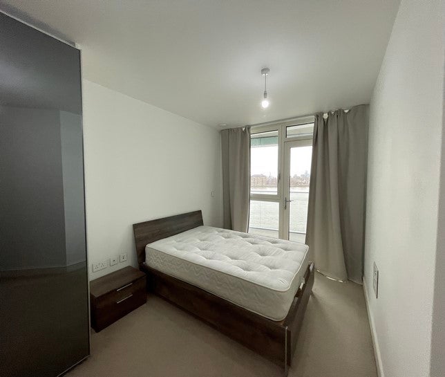 Room Cable Walk in Greater London