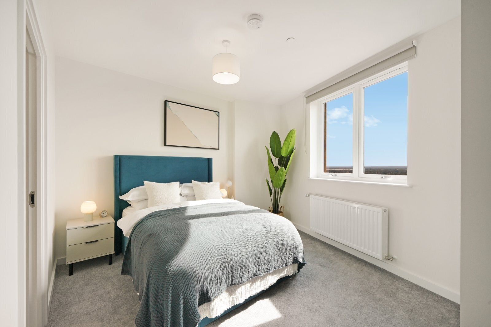 Flat Elmsleigh Road in Borough of Spelthorne