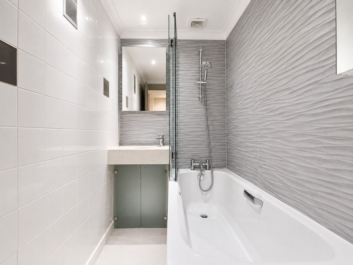 Flat Avonmore Road in Greater London