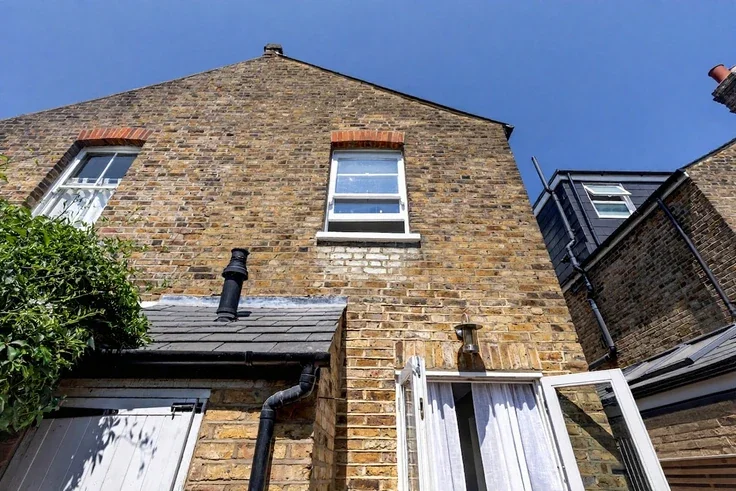 House Seymour Gardens in Greater London