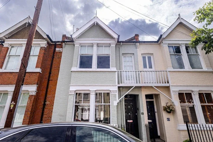 House Seymour Gardens in Greater London