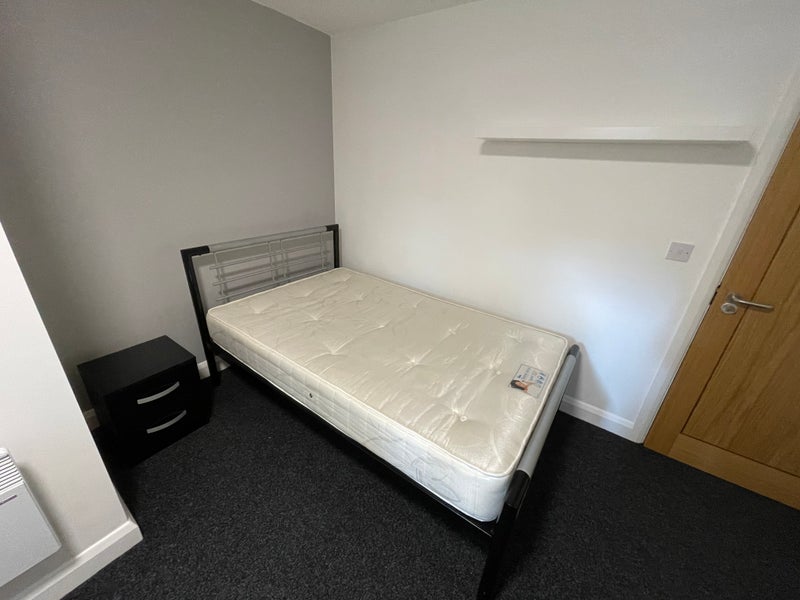Flat Regent Road in Leicester