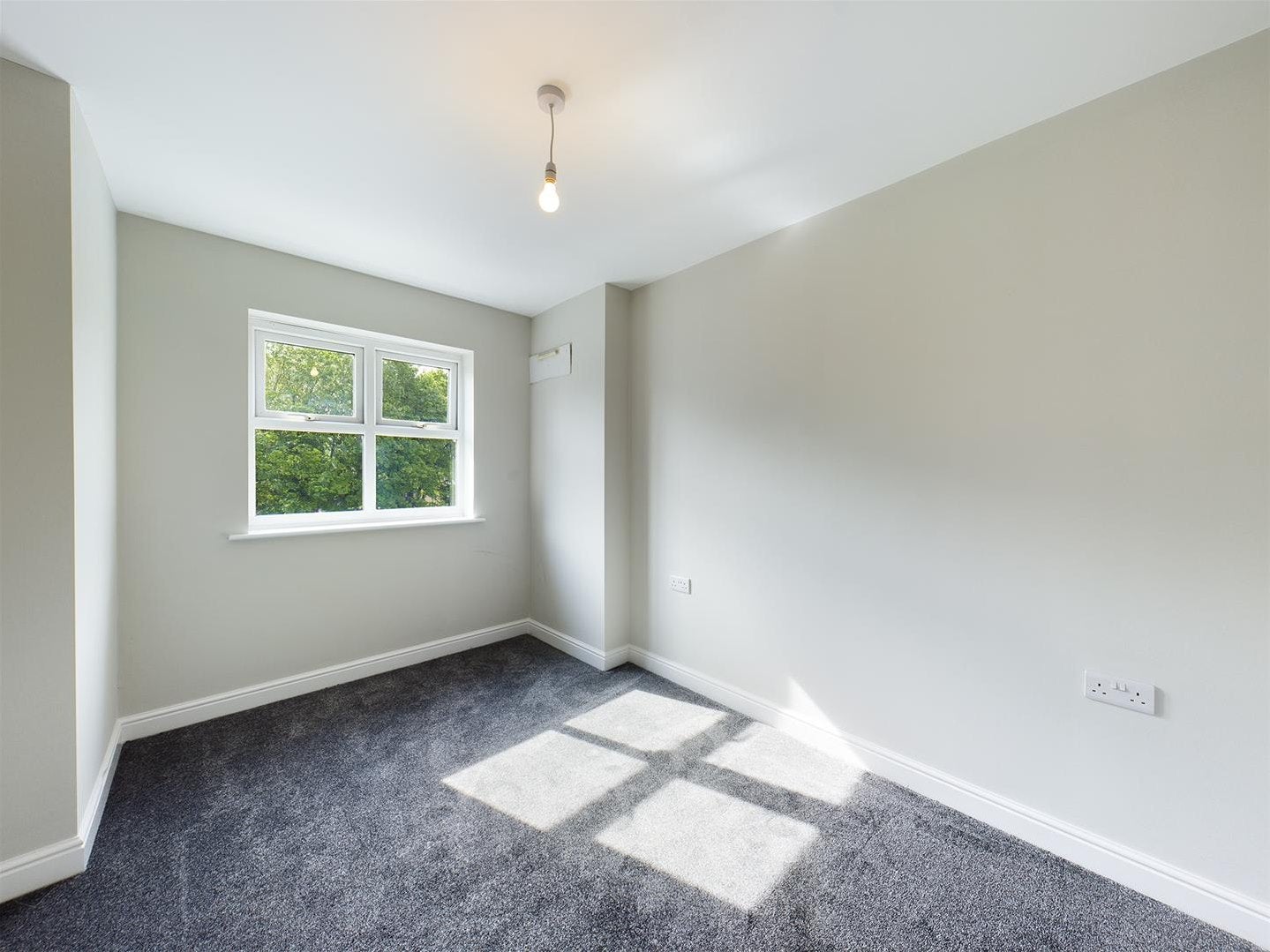 Flat New Belvedere Close in Trafford