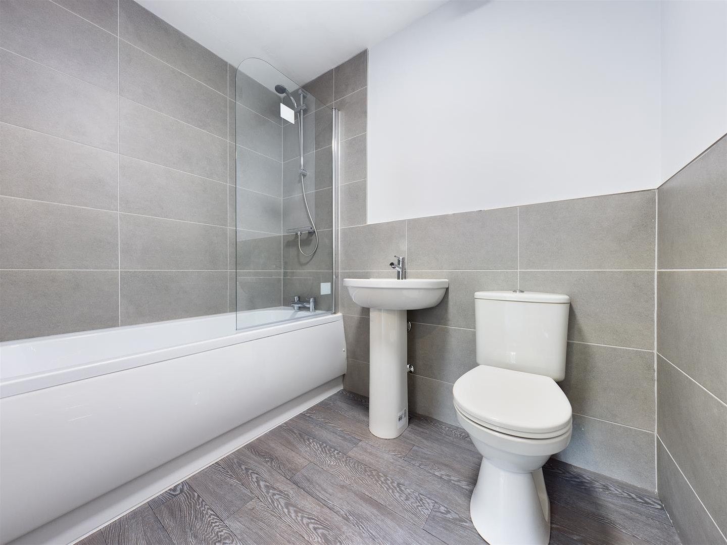Flat New Belvedere Close in Trafford