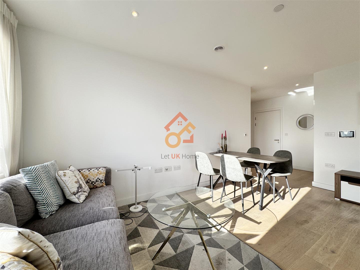 Flat Walworth Road in Greater London