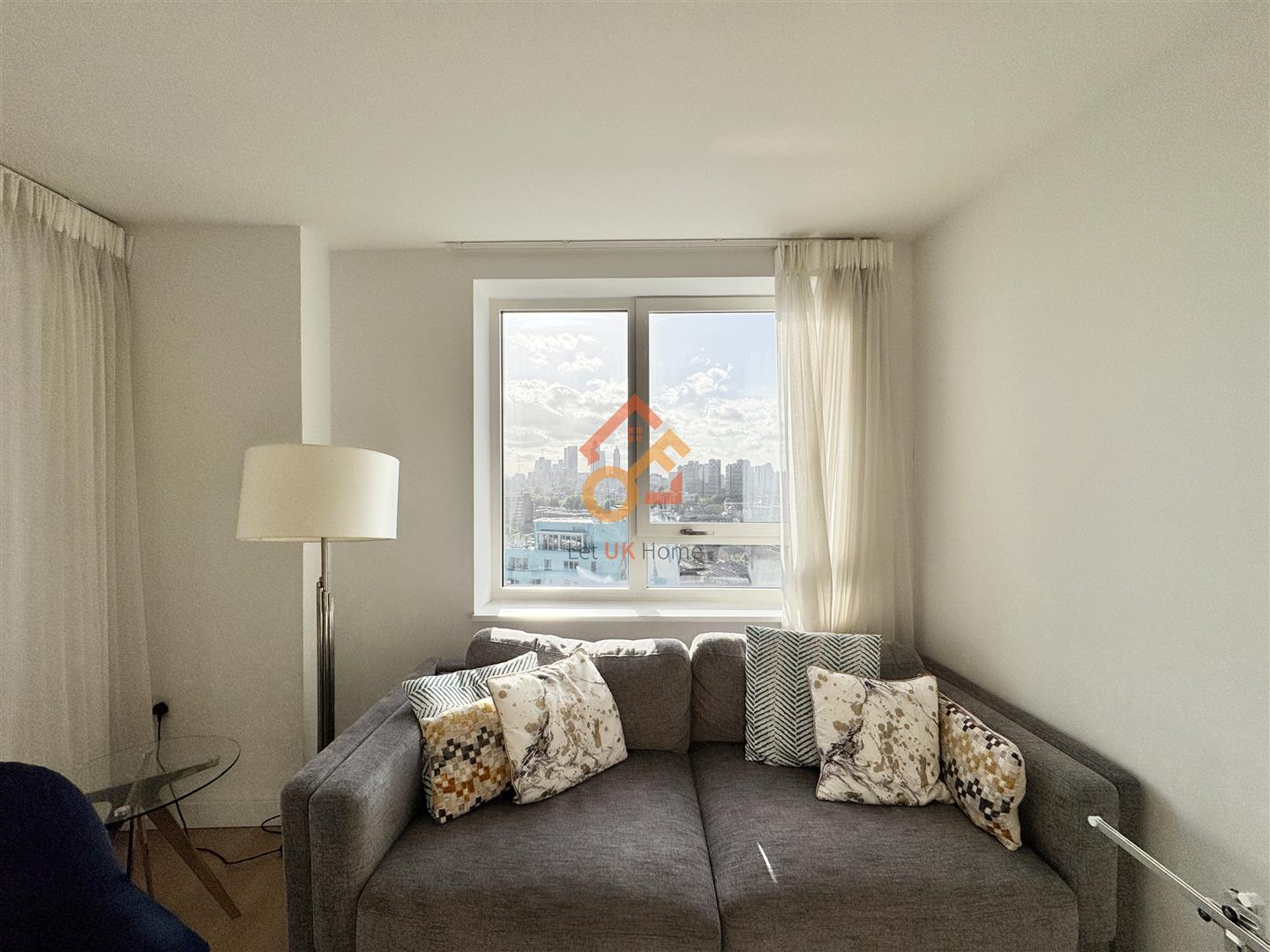 Flat Walworth Road in Greater London