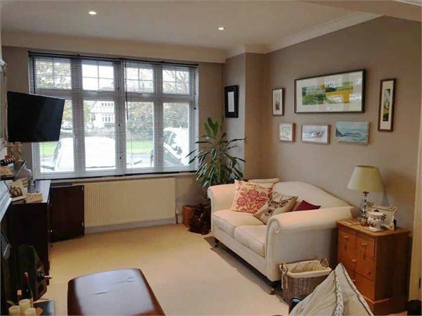 House Green Lanes in Epsom and Ewell