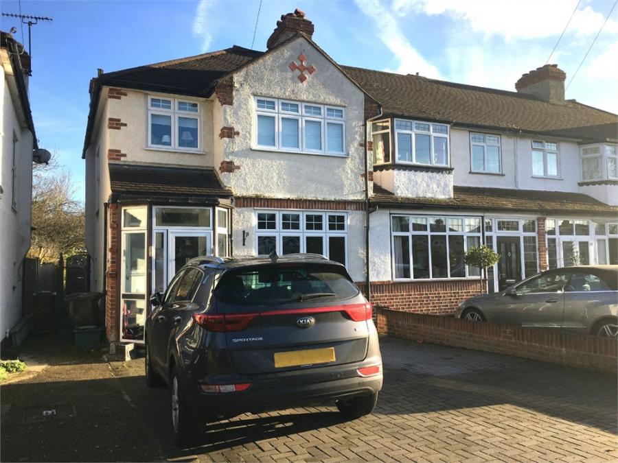 House Green Lanes in Epsom and Ewell