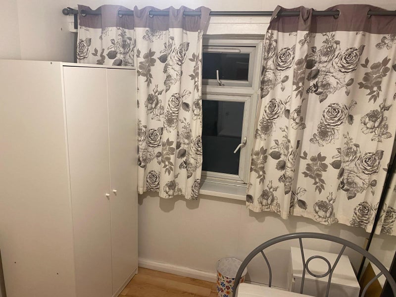 Room Huntingdon Road in Greater London