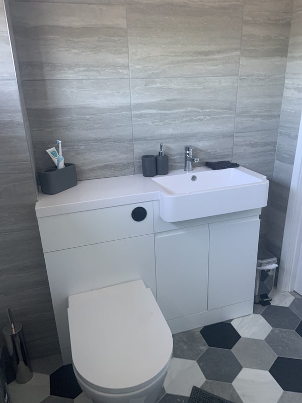 Room Laindon Link in Basildon